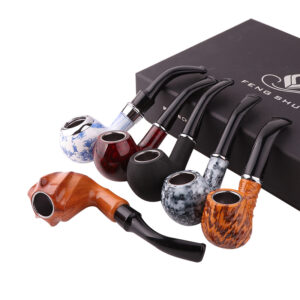 DISPLAY OF 6 RESIN WOOD PIPES. THE YONGER GENTELMAN COLLECTION