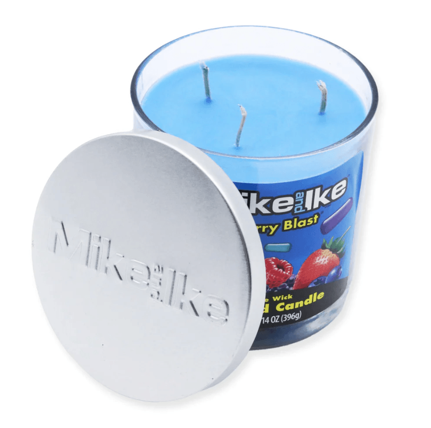 SWEET TOOTH 14 OZ. CANDLE - MIKE & IKE BERRY BLAST – Image 3