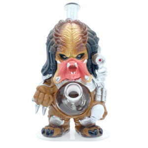 9 INCH 3-D PREDATOR BONG